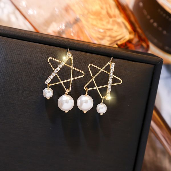 korean pearl earrings women 2020 new classic fashion jewelry hollow out star earings with stones wholesale, Silver
korean pearl earrings women 2020 new classic fashion jewelry hollow out star earings with stones wholesale, Silver