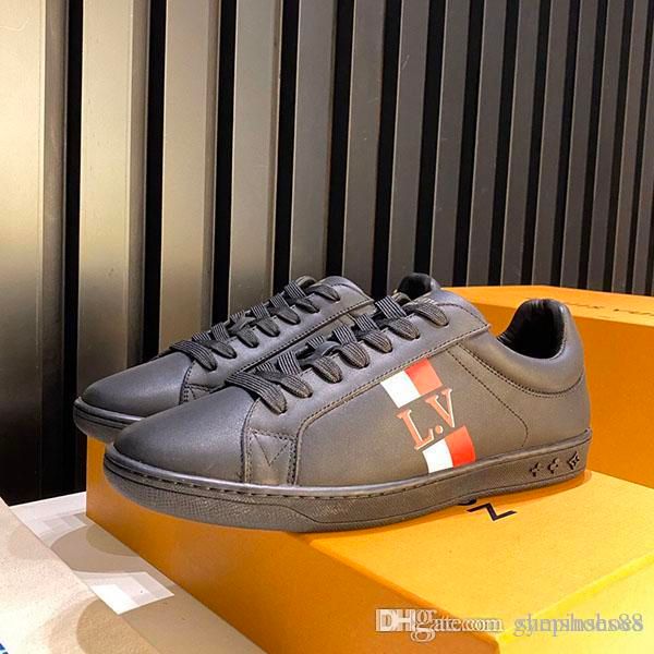 fashion men designer shoes speed runner luxury low help casual shoes business printed leather lace up sports shoes with ing, Black
fashion men designer shoes speed runner luxury low help casual shoes business printed leather lace up sports shoes with ing, Black