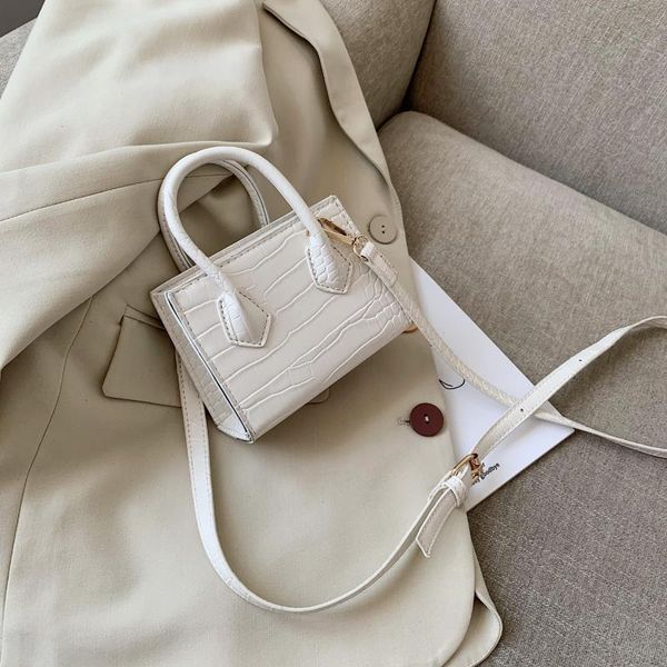 super mini pu leather crossbody bags for women 2020 crocodile pattern shoulder handbags female travel lipstick totes
super mini pu leather crossbody bags for women 2020 crocodile pattern shoulder handbags female travel lipstick totes