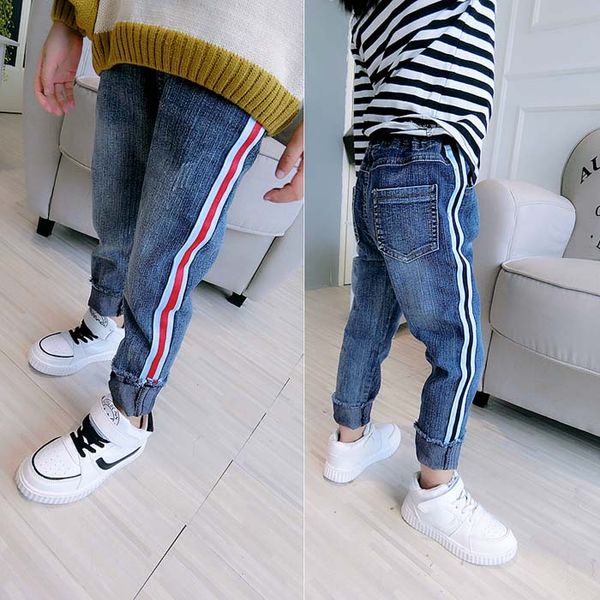 2019 spring and autumn girls jeans new children's clothing slim sideband children's jeans, Blue
2019 spring and autumn girls jeans new children's clothing slim sideband children's jeans, Blue