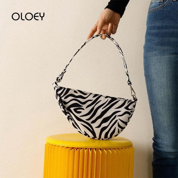 нерегулярные холщовые подмышечные сумки crossbody сумки для женщин 2020 дорожные сумки простое плечо messenger bag zebra lady hand bag
нерегулярные холщовые подмышечные сумки crossbody сумки для женщин 2020 дорожные сумки простое плечо messenger bag zebra lady hand bag