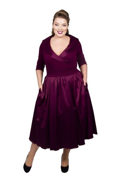 plus size v neck casual 3/4 long sleeve modest grape short mother's dress with pockets a line 2019 party wedding formal gowns, Black;red
plus size v neck casual 3/4 long sleeve modest grape short mother's dress with pockets a line 2019 party wedding formal gowns, Black;red