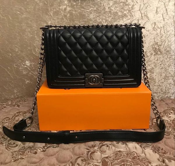 2019 sell women shoulder bags totes bags women messenger bag black vintage handbag casual crossbody bags sac à main
2019 sell women shoulder bags totes bags women messenger bag black vintage handbag casual crossbody bags sac à main