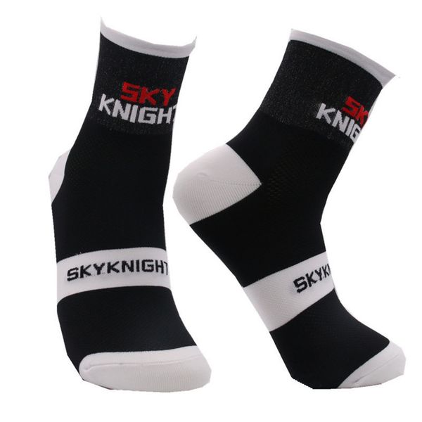 1 pair basketball socks man cotton socks outdoors running badminton tennis sport, Black
1 pair basketball socks man cotton socks outdoors running badminton tennis sport, Black