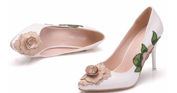 2019 women's shoes in spring and autumn with new style high heel fine heel pointed end flower @zxc372, Black
2019 women's shoes in spring and autumn with new style high heel fine heel pointed end flower @zxc372, Black