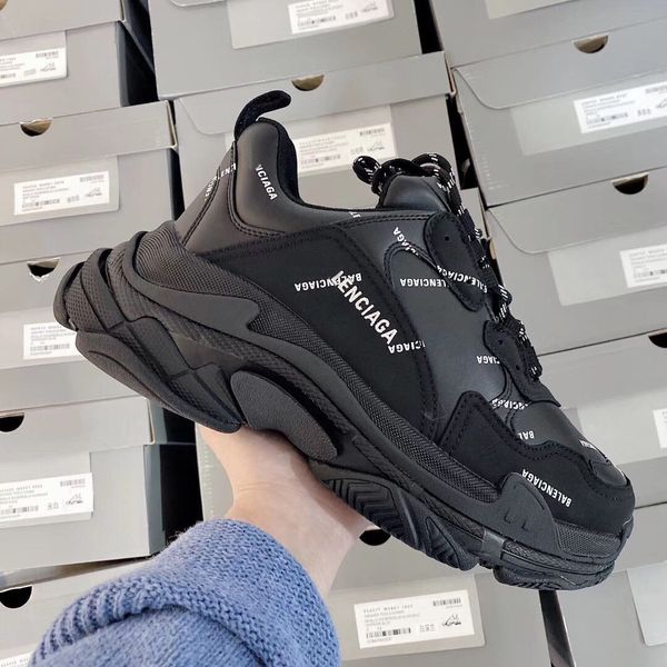 2020 new designer luxury casual shoes triple s rainbow sneakers old dad green black platform mens women fashion chaussures 36-45
2020 new designer luxury casual shoes triple s rainbow sneakers old dad green black platform mens women fashion chaussures 36-45