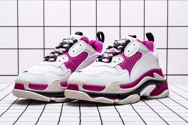 new 2020 old tesss.gomma triple-s sneakers men/women running shoes luxury dad trainer casual shoes sports shoes
new 2020 old tesss.gomma triple-s sneakers men/women running shoes luxury dad trainer casual shoes sports shoes