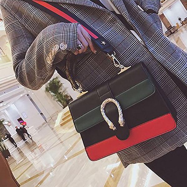 designer shoulder bags 2018 new fashion elegant lady snake head package crocodile pattern retro casual buckle shoulder bag handbags
designer shoulder bags 2018 new fashion elegant lady snake head package crocodile pattern retro casual buckle shoulder bag handbags