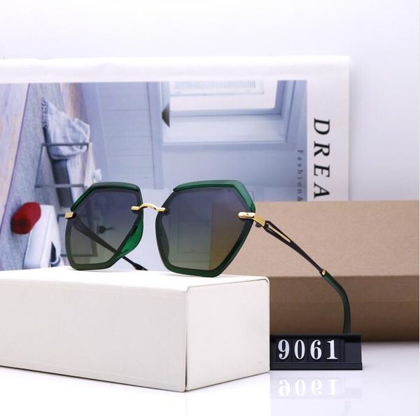 designer sunglasses luxury sunglasses fashion brand for woman glass driving uv400 adumbral with box and logo color optional new, White;black
designer sunglasses luxury sunglasses fashion brand for woman glass driving uv400 adumbral with box and logo color optional new, White;black