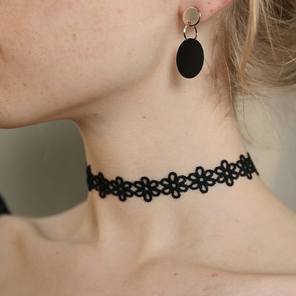 korean lace choker necklace female lolita lock chain short neck jewelry neck network celebrity black rope chain, Silver
korean lace choker necklace female lolita lock chain short neck jewelry neck network celebrity black rope chain, Silver