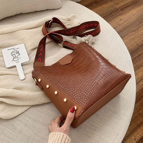 female large crossbody bags for women 2020 leather handbag sling sac a main ladies hand shoulder messenger bag
female large crossbody bags for women 2020 leather handbag sling sac a main ladies hand shoulder messenger bag