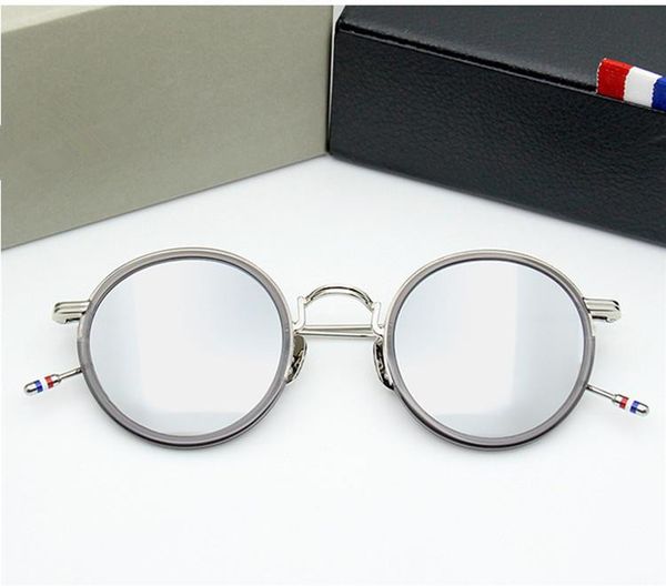 2020 tb906 female samll face big-round sunglasses ultra-light fashion googles galssses full-set case hipping
2020 tb906 female samll face big-round sunglasses ultra-light fashion googles galssses full-set case hipping