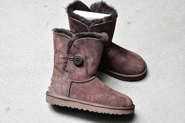 classic wgg womens australian 2020 snow boots winter kneel half boots black grey chestnut navy blue red pink women girl boots with box
classic wgg womens australian 2020 snow boots winter kneel half boots black grey chestnut navy blue red pink women girl boots with box