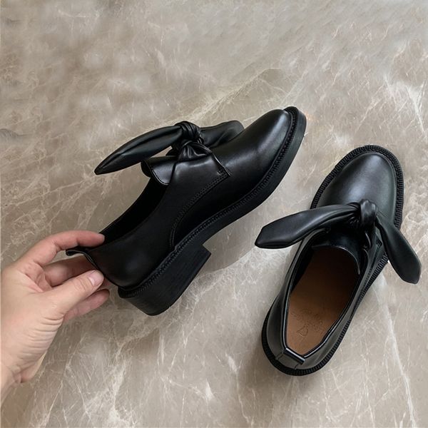 black shoes retro oxford shoes women's flats fashion woman loafers casual design low heels platform ladies flat shoe
black shoes retro oxford shoes women's flats fashion woman loafers casual design low heels platform ladies flat shoe