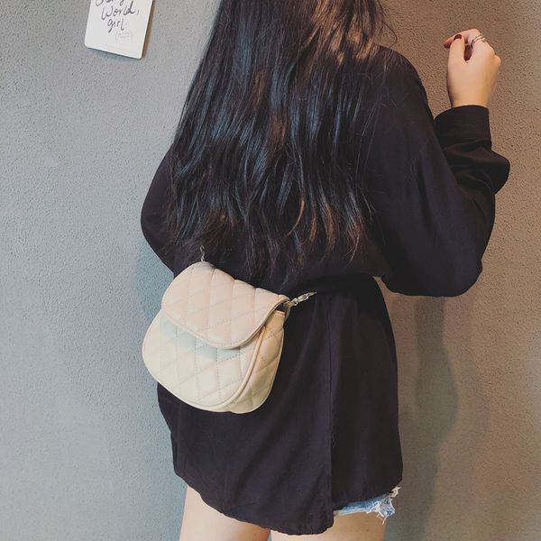 2020 new women's bag fashion rhombus shoulder bag multifunctional chain wild large-capacity messenger
2020 new women's bag fashion rhombus shoulder bag multifunctional chain wild large-capacity messenger