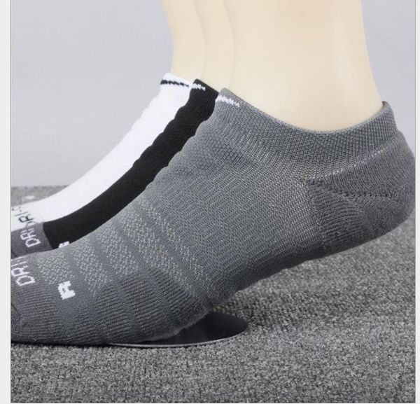 3 pairs of thick towel bottom boat socks pure cotton sports elite socks for men and women professional basketball socks, Black
3 pairs of thick towel bottom boat socks pure cotton sports elite socks for men and women professional basketball socks, Black