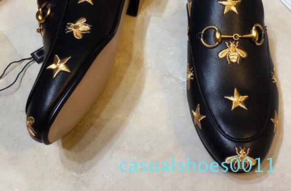 2019 brand mules princetown men women fur slippers mules flats genuine leather luxury designer fashion metal chain ladies cc11, Black
2019 brand mules princetown men women fur slippers mules flats genuine leather luxury designer fashion metal chain ladies cc11, Black