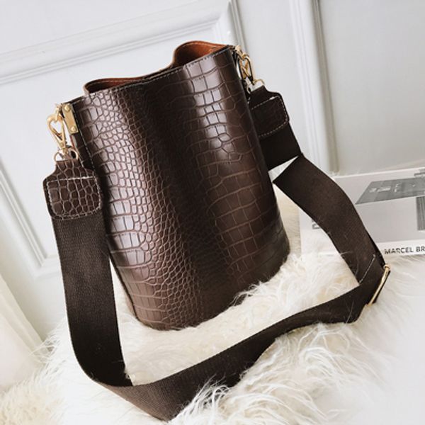 women's crocodile pu leather bucket work tote large purse handbag vintage style soft shoulder bag
women's crocodile pu leather bucket work tote large purse handbag vintage style soft shoulder bag