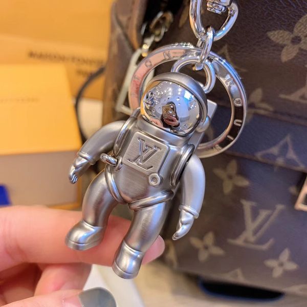 luxury keychain designer fashion famous luxury astronaut pendant car keychain women bag charm pendant accessories birthday gift key holder
luxury keychain designer fashion famous luxury astronaut pendant car keychain women bag charm pendant accessories birthday gift key holder
