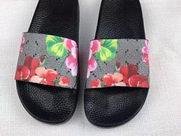 Men Women Sandals Designer Shoes Luxury Slide Summer Fashion Wide Flat Slippery Sandals Slipper Flip Flop size 35-46 flower box 99
Men Women Sandals Designer Shoes Luxury Slide Summer Fashion Wide Flat Slippery Sandals Slipper Flip Flop size 35-46 flower box 99