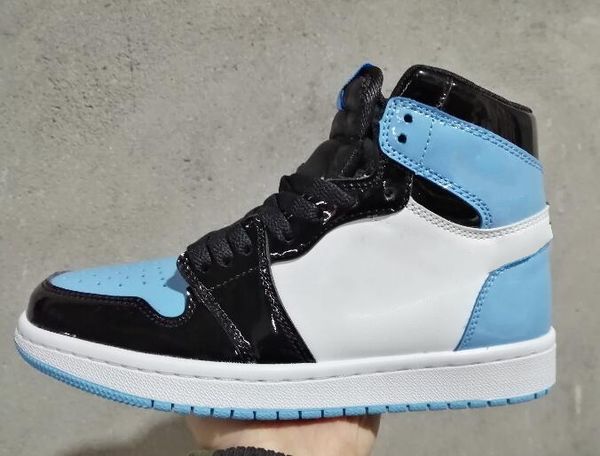 2020 new 1s high royal og court purple white light blue black leather women men outdoor shoes shoes size 36-47
2020 new 1s high royal og court purple white light blue black leather women men outdoor shoes shoes size 36-47
