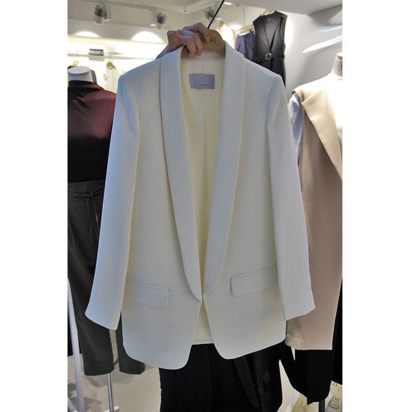 2020 spring autumn new women loose thin long sleeves outerwears female elegant chic single-button suits blazers plus size xl a82, White;black
2020 spring autumn new women loose thin long sleeves outerwears female elegant chic single-button suits blazers plus size xl a82, White;black