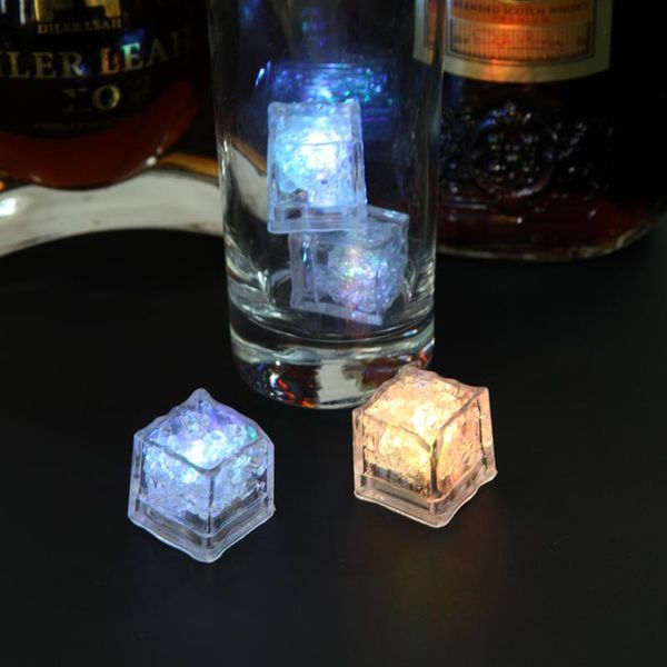 ice-lamp стекло украшение ice-кусочки fluorescent-block вино светящейся wedding-party красочные
ice-lamp стекло украшение ice-кусочки fluorescent-block вино светящейся wedding-party красочные
