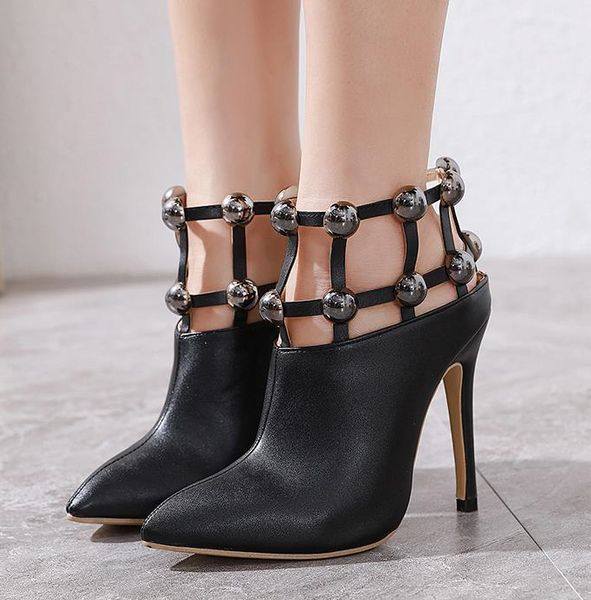 super star women high heels ankle bootie hollow out rivets pointy pumps size 35 to 40, Black
super star women high heels ankle bootie hollow out rivets pointy pumps size 35 to 40, Black
