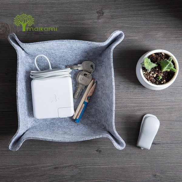 cloth blankets storage plate deskdebris storage box office living room coffee table remote control boxes
cloth blankets storage plate deskdebris storage box office living room coffee table remote control boxes