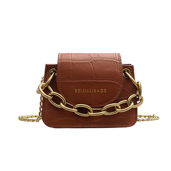 2020 women fashion simple concise all-match shoulder bag mini letter print crossbody bag
2020 women fashion simple concise all-match shoulder bag mini letter print crossbody bag