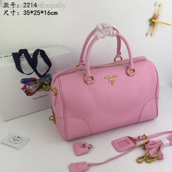 designer bag 2019 new trend minimalism style atmosphere solid color shopping bag capacity large luxury lady handbag size 35*25*16cm 
designer bag 2019 new trend minimalism style atmosphere solid color shopping bag capacity large luxury lady handbag size 35*25*16cm