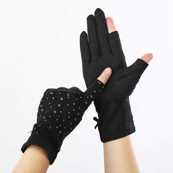 1 pairs touch screen gloves breathable mittens fingerless gloves women sunscreen anti-slip outdoor driving glove dots print, Blue;gray
1 pairs touch screen gloves breathable mittens fingerless gloves women sunscreen anti-slip outdoor driving glove dots print, Blue;gray