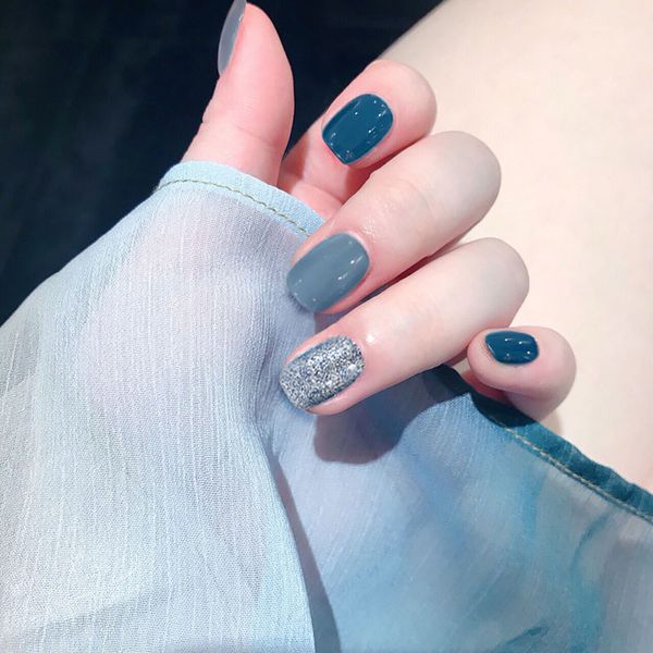 new fashion 24pcs glitter fake nails with glue dark purple faux ongle short full tips false nail lady nail art glue on nails, Red;gold
new fashion 24pcs glitter fake nails with glue dark purple faux ongle short full tips false nail lady nail art glue on nails, Red;gold