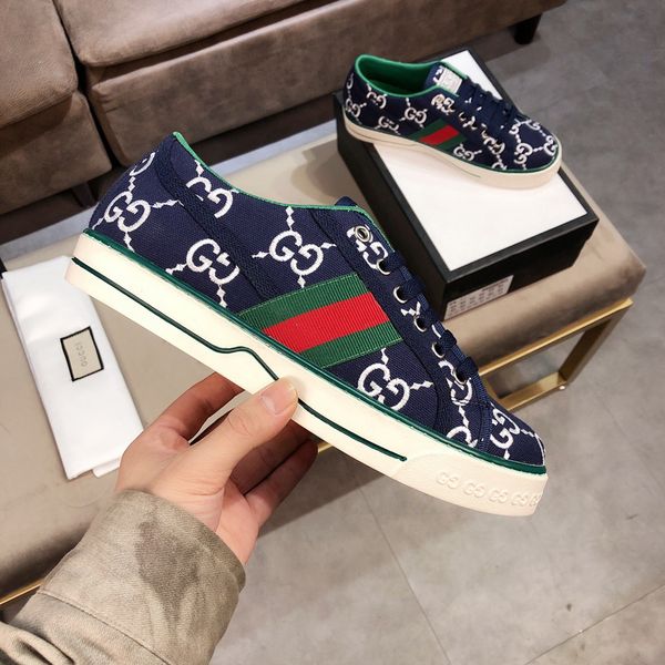 2020 designers luxury men women shoes sneakers attractive design ace embroidery bee tiger head snake fruit dog casual flat trainers, Black