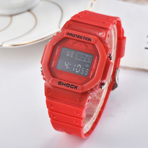 Лучшие продажи Мода G Мужские и женские спортивные часы Luxury LED электронные Часы Уд
Лучшие продажи Мода G Мужские и женские спортивные часы Luxury LED электронные Часы Уд