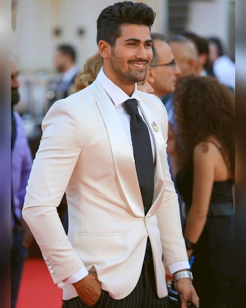 new popular one button ivory wedding men suits shawl lapel two pieces business groom tuxedos (jacket+pants+tie) w1258, Black;gray
new popular one button ivory wedding men suits shawl lapel two pieces business groom tuxedos (jacket+pants+tie) w1258, Black;gray