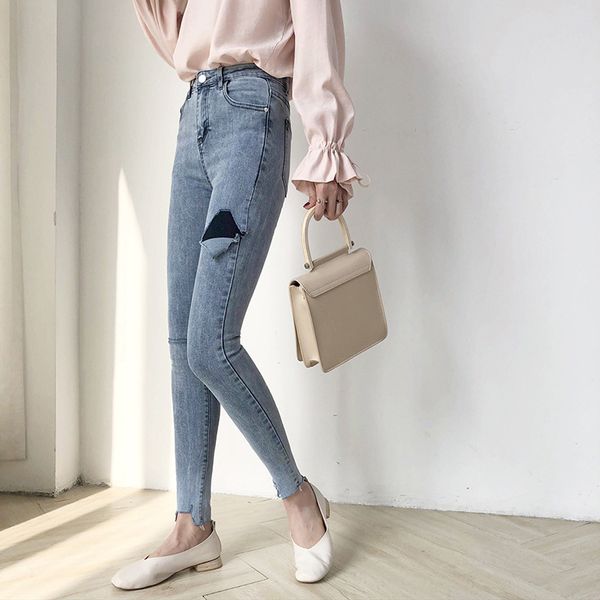2019 selling explosions spring high waist jeans ins wind female tight elegant feet thin nine pants, Blue
2019 selling explosions spring high waist jeans ins wind female tight elegant feet thin nine pants, Blue