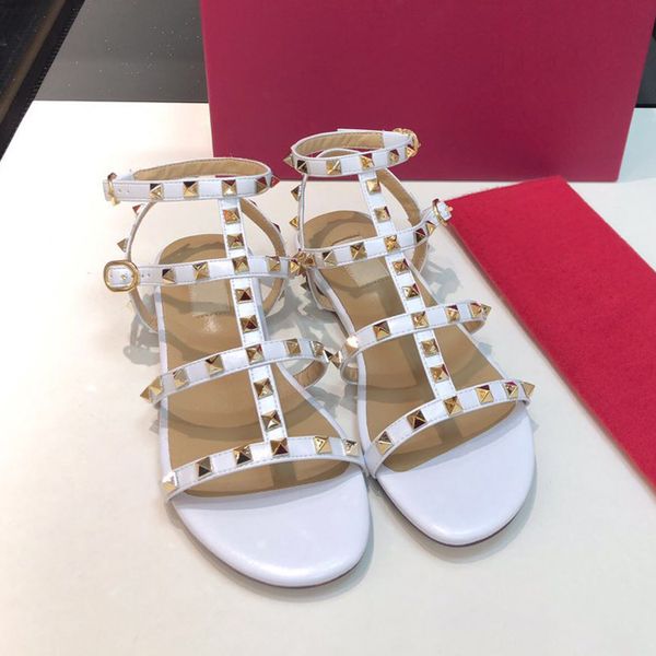 2019 new luxury design popular women's flat rivet espadrilles shoes casual sandals leather flat slippers flip flop big size 41 42 with, Black
2019 new luxury design popular women's flat rivet espadrilles shoes casual sandals leather flat slippers flip flop big size 41 42 with, Black