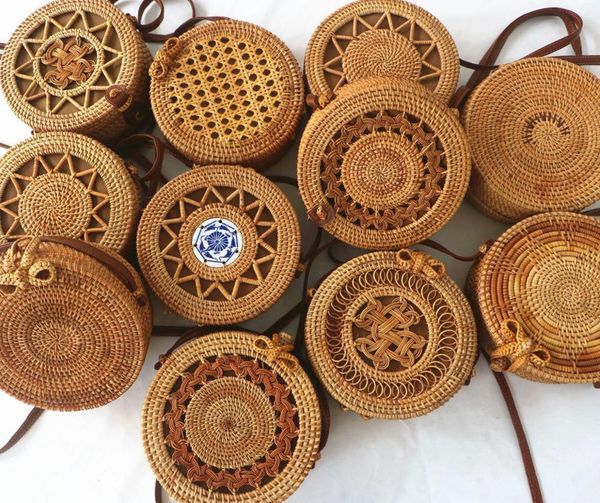 ins popular women handmade round beach shoulder bag bali circle straw bags summer woven rattan handbags women messenger bag
ins popular women handmade round beach shoulder bag bali circle straw bags summer woven rattan handbags women messenger bag