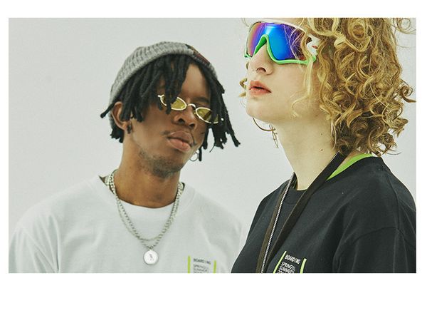 2020 mens designer t shirts new style letter printing t-shirt men's sports hip-hop men's short-sleeved t-shirt s-xxl, White;black
2020 mens designer t shirts new style letter printing t-shirt men's sports hip-hop men's short-sleeved t-shirt s-xxl, White;black