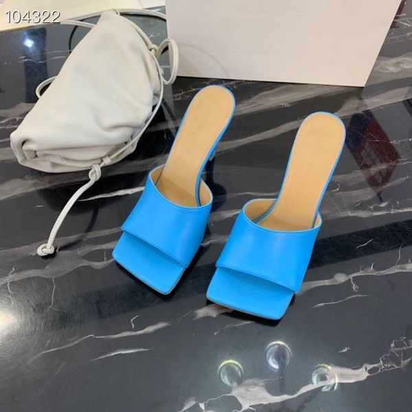 2019 summer new arrival fashion women shoes luxury designer fashion high heels genuine leather shoes size: 35-40, Black
2019 summer new arrival fashion women shoes luxury designer fashion high heels genuine leather shoes size: 35-40, Black