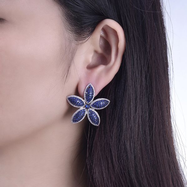 Amazon in 2018 is dedicated to the wholesale of customized factories for womens luxurious and exaggerated coloured stone and gold earrings w
Amazon in 2018 is dedicated to the wholesale of customized factories for womens luxurious and exaggerated coloured stone and gold earrings w