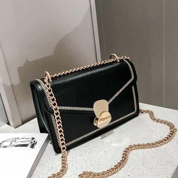 summer new chain women's bags women's new korean version of the wild messenger bag shoulder bag fashion small square
summer new chain women's bags women's new korean version of the wild messenger bag shoulder bag fashion small square