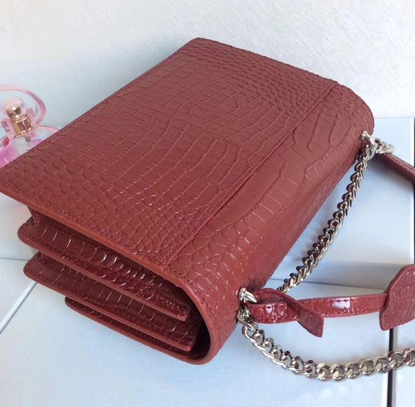 crocodile pattern designer handbag fashion leatsilver chain genuine leather designer handbags women shoulder bags 1711
crocodile pattern designer handbag fashion leatsilver chain genuine leather designer handbags women shoulder bags 1711