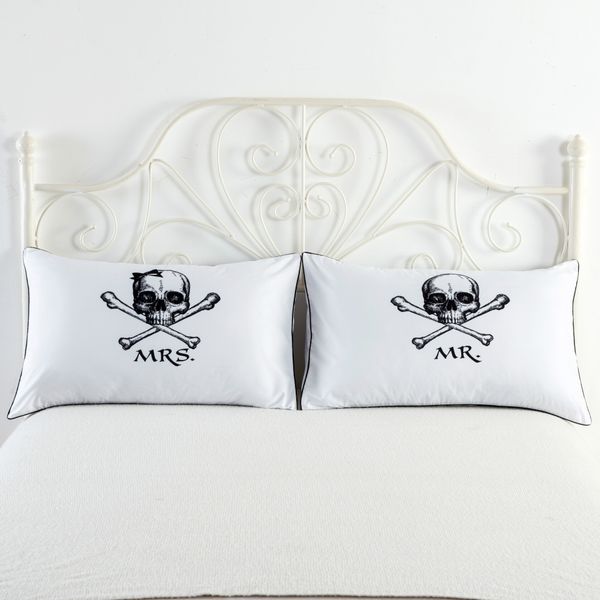 wholesale selling personalized white couples pillowcase king queen crown bedding lovers pillowcase pillowcover lovers bed products
wholesale selling personalized white couples pillowcase king queen crown bedding lovers pillowcase pillowcover lovers bed products
