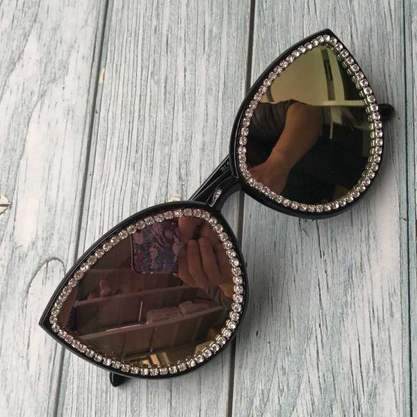 zaolihu 2020 fashion cat eye women sunglasses mirrored lens uv400 oversized sun glasses vinatge sports, White;black
zaolihu 2020 fashion cat eye women sunglasses mirrored lens uv400 oversized sun glasses vinatge sports, White;black
