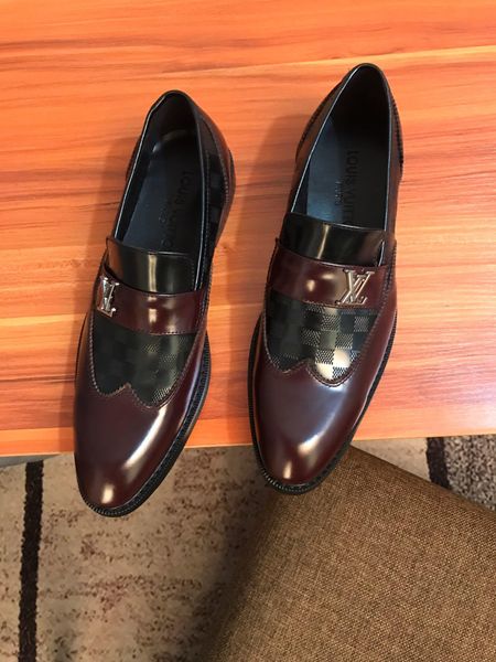 Новый французский бренд мужской туфли высокого качества лакированная кожа мужск
Новый французский бренд мужской туфли высокого качества лакированная кожа мужск