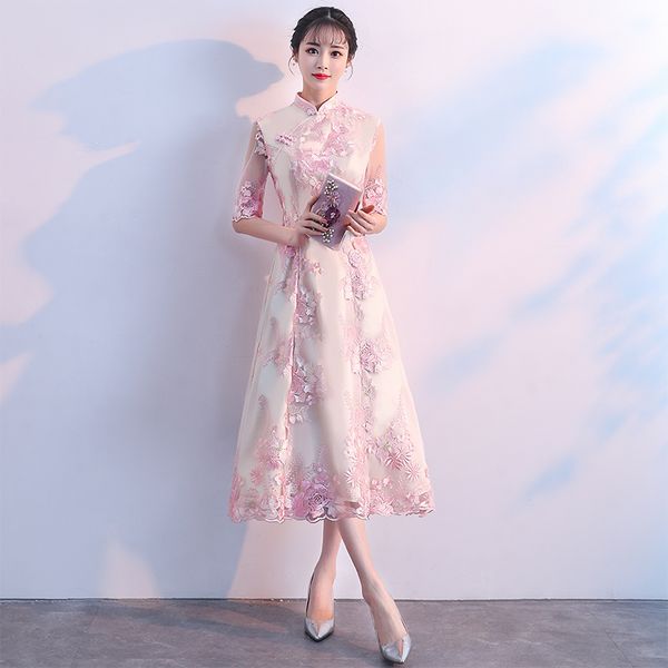 2019 chinese women half sleeve qipao mandarin collar evening party dress print embroidery cheongsam vestidos cheongsam dress, Red 
2019 chinese women half sleeve qipao mandarin collar evening party dress print embroidery cheongsam vestidos cheongsam dress, Red