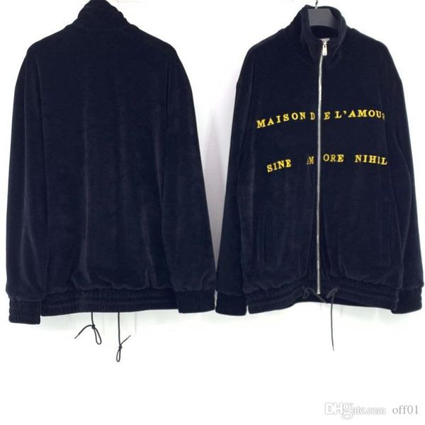 19fw velvet embroidery logo jacket warm and comfortable casual fashion jacket couple women and mens designer coat hfxhjk062, Black;brown
19fw velvet embroidery logo jacket warm and comfortable casual fashion jacket couple women and mens designer coat hfxhjk062, Black;brown