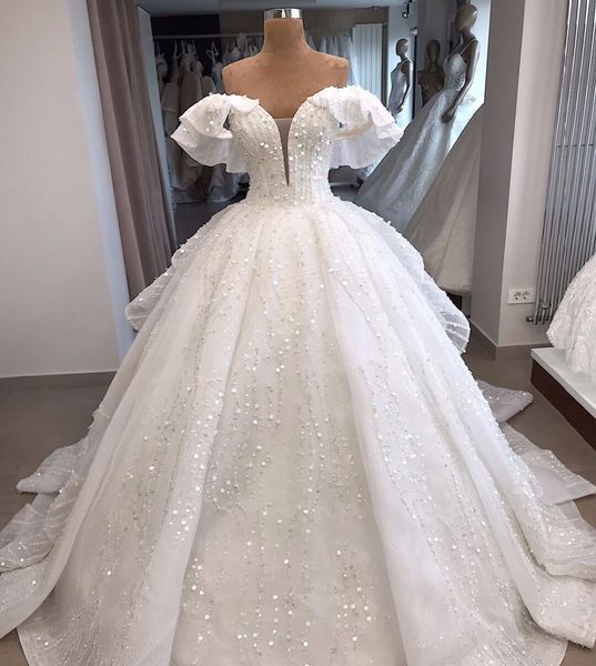 eleagnt sparkly sequined ball gown wedding dress vintage luxury white princess saudi dubai bridal gown plus size
eleagnt sparkly sequined ball gown wedding dress vintage luxury white princess saudi dubai bridal gown plus size